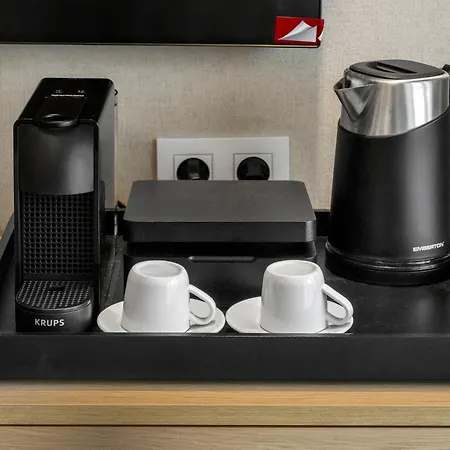 Eurovea Tower Апарт-отель Братислава