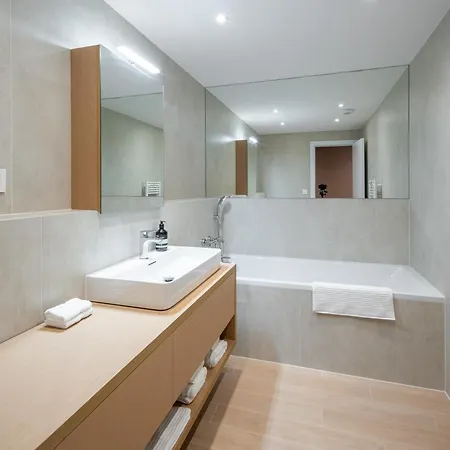 Eurovea Tower 公寓式酒店 5*