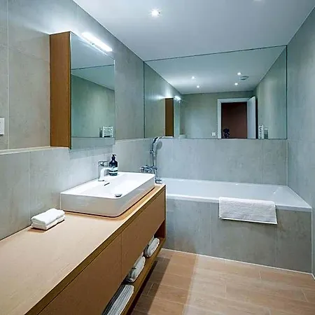 Eurovea Tower 5*