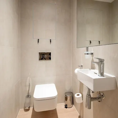 Eurovea Tower 公寓式酒店 5*